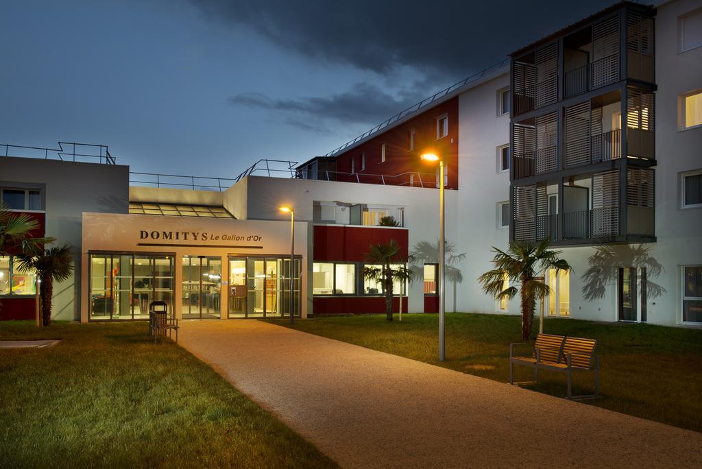Aparthotel Domitys Le Galion D'Or Royan Exterior foto